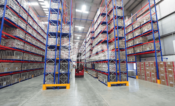 Selective pallet racking